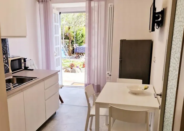 I Limoni Gia Torretta شقة ليفانتو